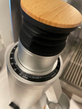 Load image into Gallery viewer, Coffee Grinder DF64V